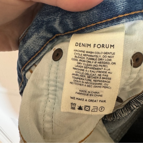Aritzia Denim Forum "The Joni High Rise Loose 28L" Jeans - Picture 14 of 16